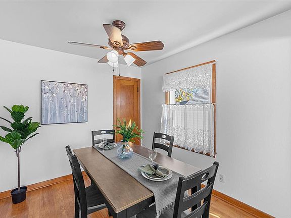 5th image of 7561 Jerome Ave