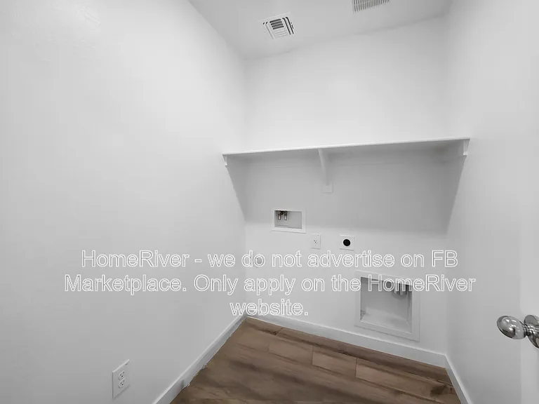 1091 W West Virginia Ave — Photo 7