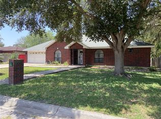 905 Franco Dr, Alice, TX 78332