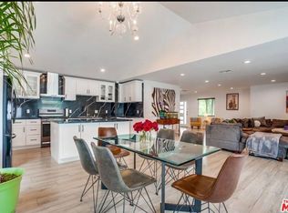 18646 Ingomar St, Reseda, CA 91335