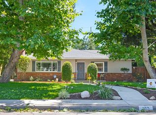 202 Lamour Dr, La Canada Flintridge, CA 91011