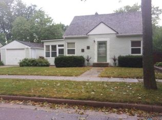 1909 S 7th Ave, Sioux Falls, SD 57105