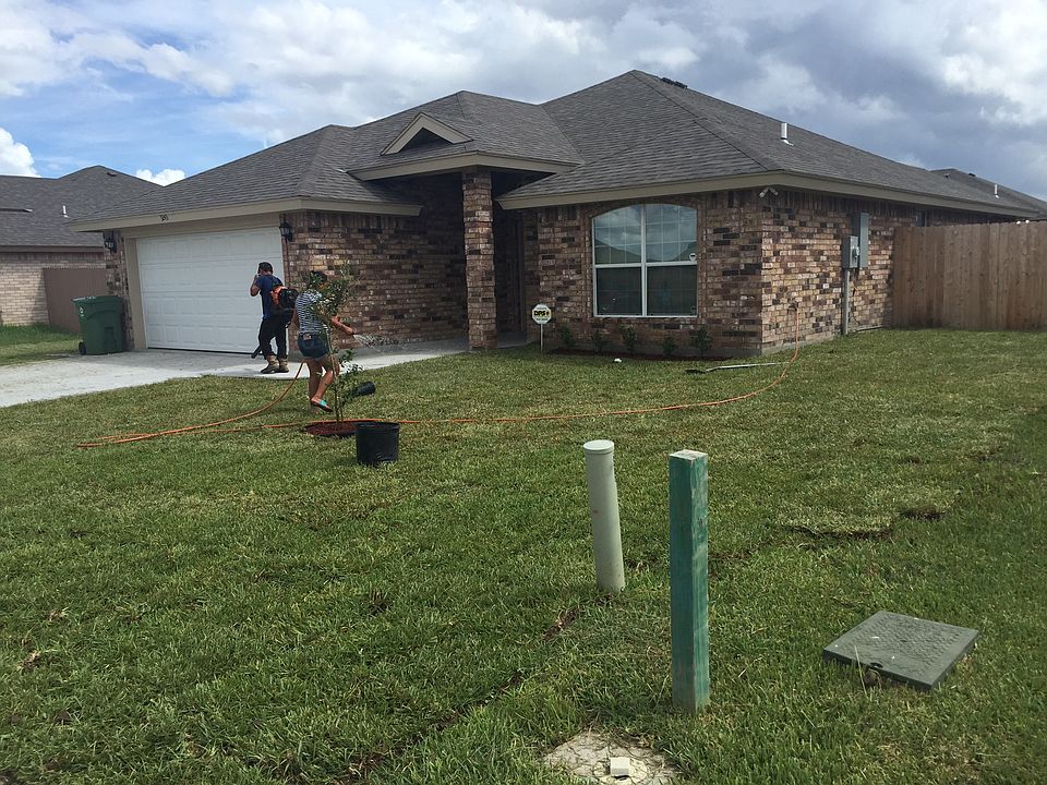 1st image of 3243 Hanover Pl