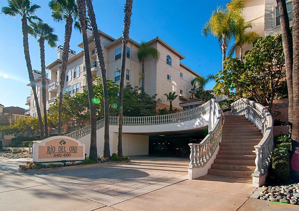 1st image of 640 Camino De La Reina APT 1307