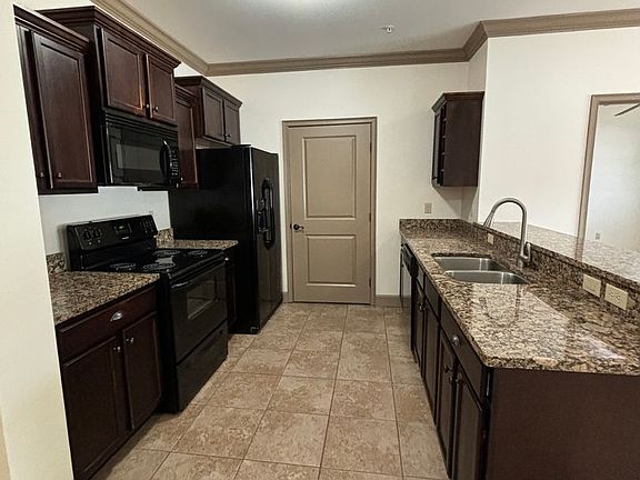 3rd image of 1100 SW 6th Ave #7030a071f