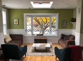 61 Holworthy St #0, Cambridge, MA 02138