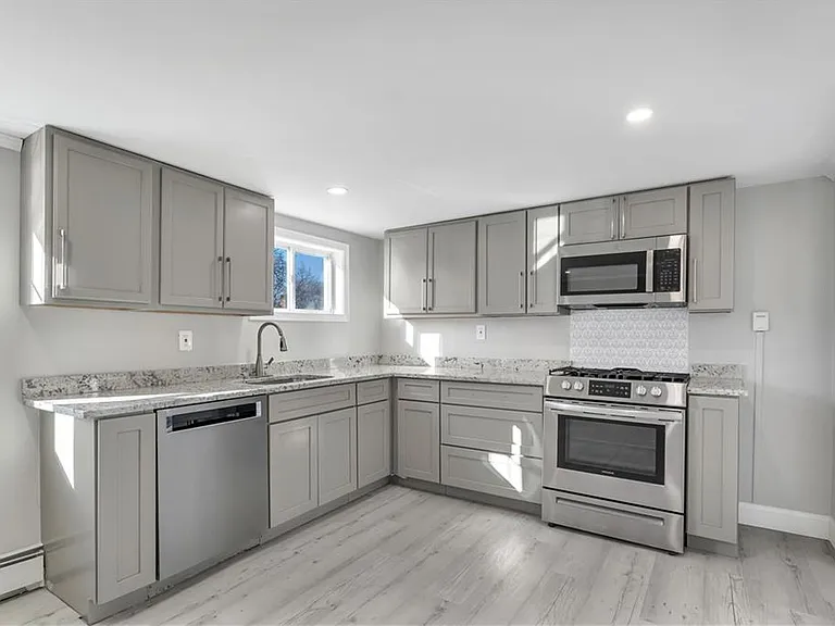 43 Jenkins St #3 — Photo 3