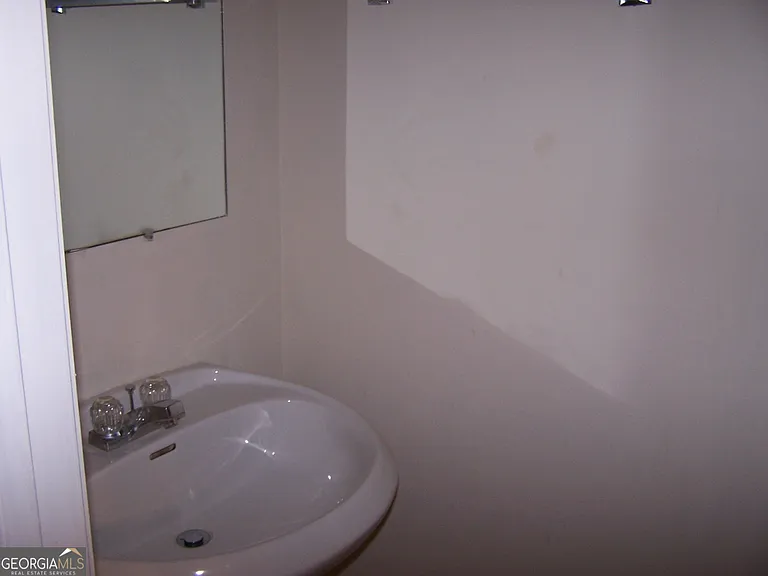 102 Cameron Way #B — Photo 6