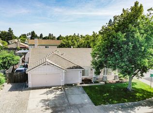 1865 Derby Dr, Dixon, CA 95620