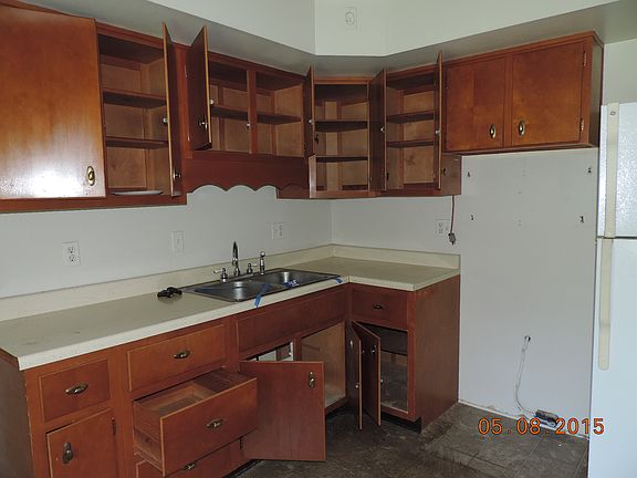 2nd image of 2715 Birch Dr
