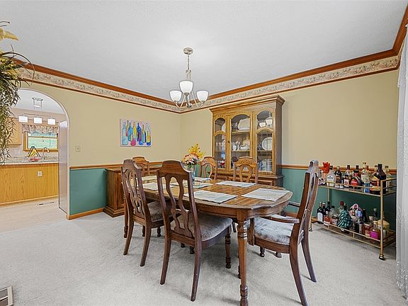 5th image of 2045 Blossom Dr