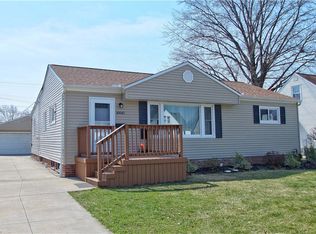 30042 Barjode Rd, Willowick, OH 44095