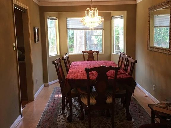 3rd image of 222 Turner Ct