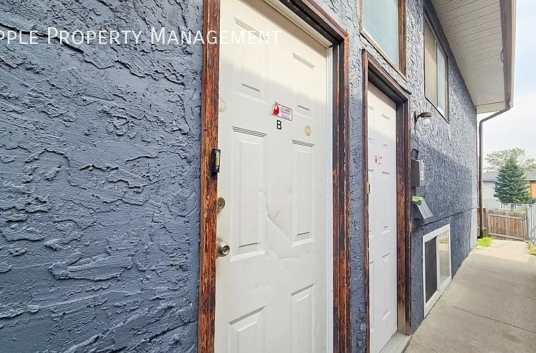 1515 36th St SE #B — Photo 15