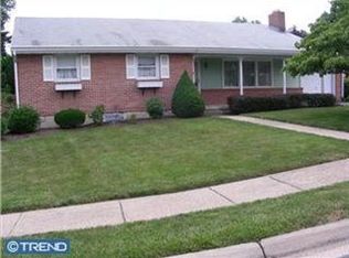 195 Thomas Pl, Sinking Spring, PA 19608