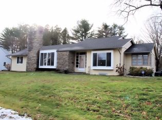 17 Blanchard Dr, Southbridge, MA 01550