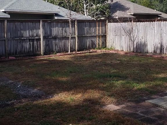 3rd image of 490 Cascabellas St