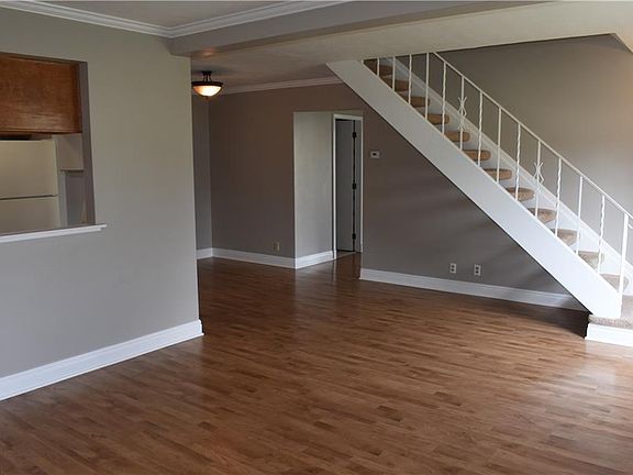 4th image of 6863 Colonial Dr APT D