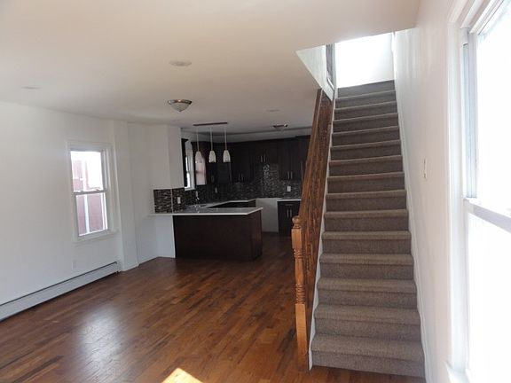 2nd image of 13217 Bennett Ct