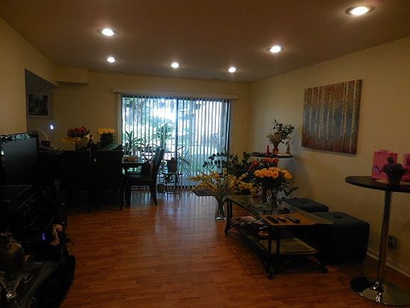 4th image of 1118 E Randville Dr Unit 102B