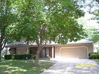 10 Kenfield Cir photo 1