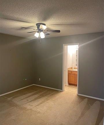 5th image of 243 W Fairlane Pl