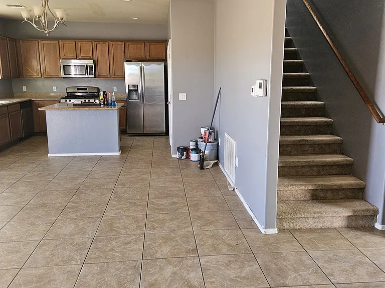 1285 Preston St — Photo 7