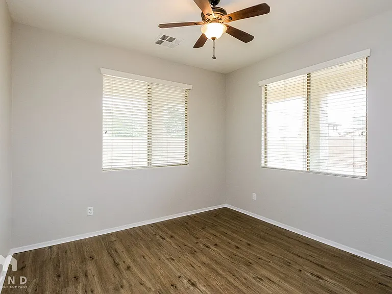 36234 W Prado St — Photo 10