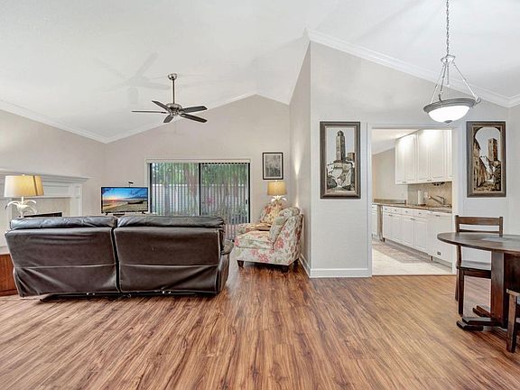 2nd image of 12 Ironwood Way N