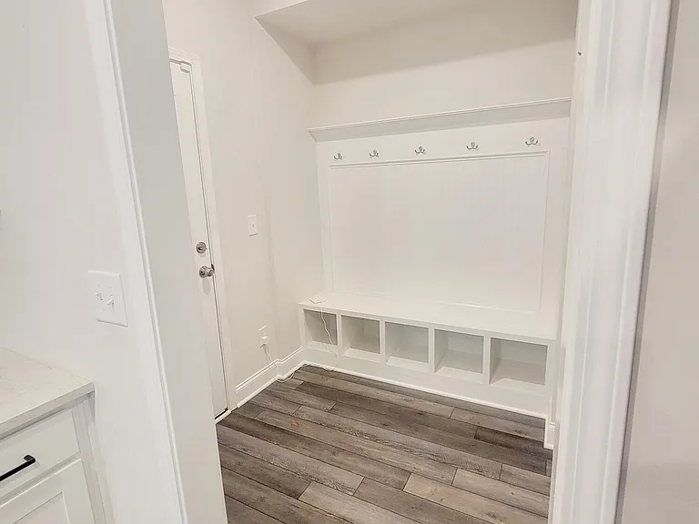 121 Scoville Rd — Photo 20