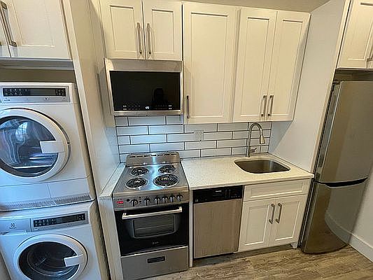 1st image of 167 Irving Ave #1B