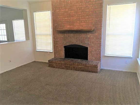 3rd image of 3004 Misty Valley Dr