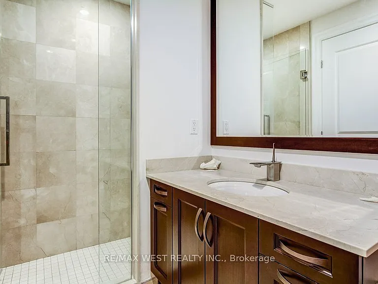 30 Old Mill Rd #105 — Photo 18
