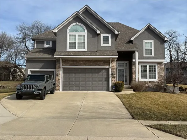 14913 S Turnberry St, Olathe, KS 66061