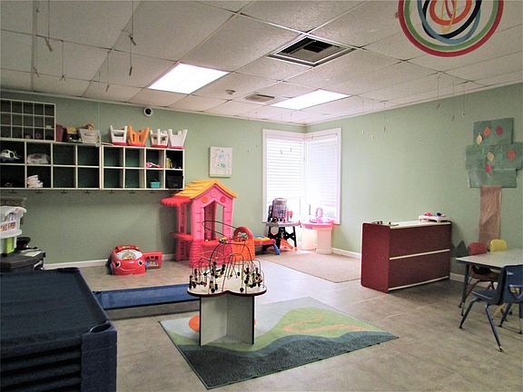 5th image of 714 14th Ave N