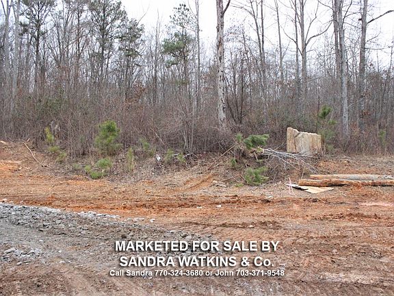 3rd image of 233 Heritage Town Pkwy