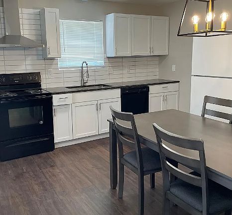 Spacious Kitchen and Dining