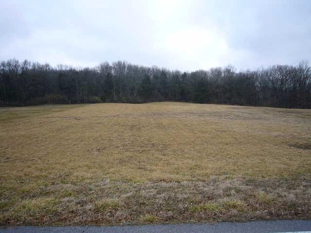 1st image of 760 Thoroughbred Dr