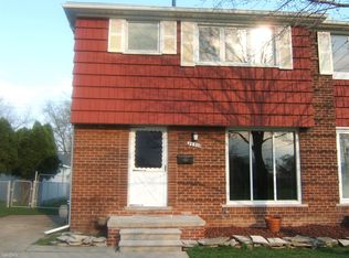 24510 Kelly Rd, Eastpointe, MI 48021