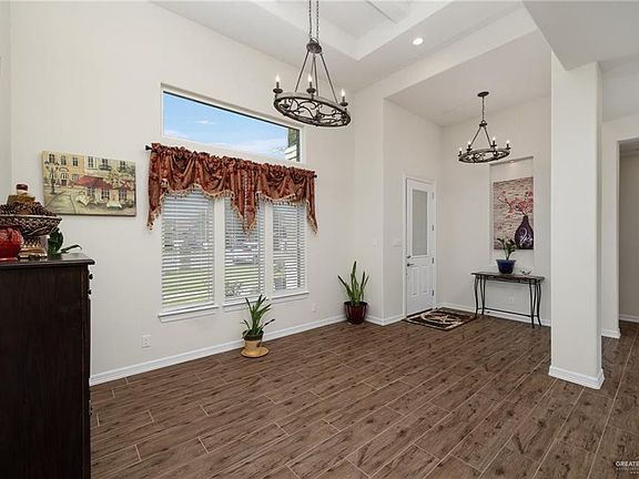 2nd image of 8802 N 33rd Ln