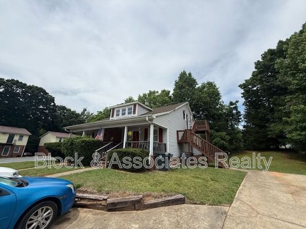 120 W Presnell St
