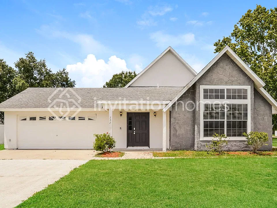 202 Ashford Pl