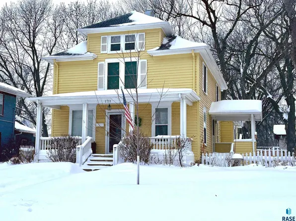1711 S Phillips Ave, Sioux Falls, SD 57105