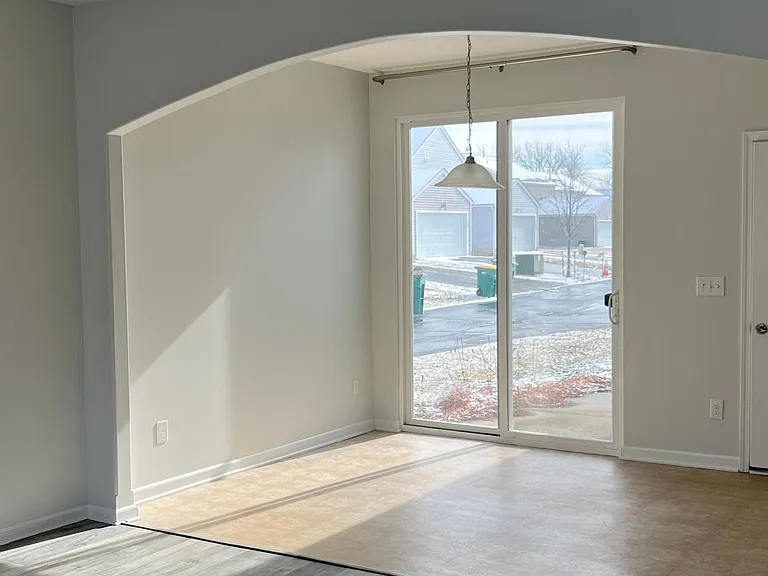 7831 Freesia St — Photo 10
