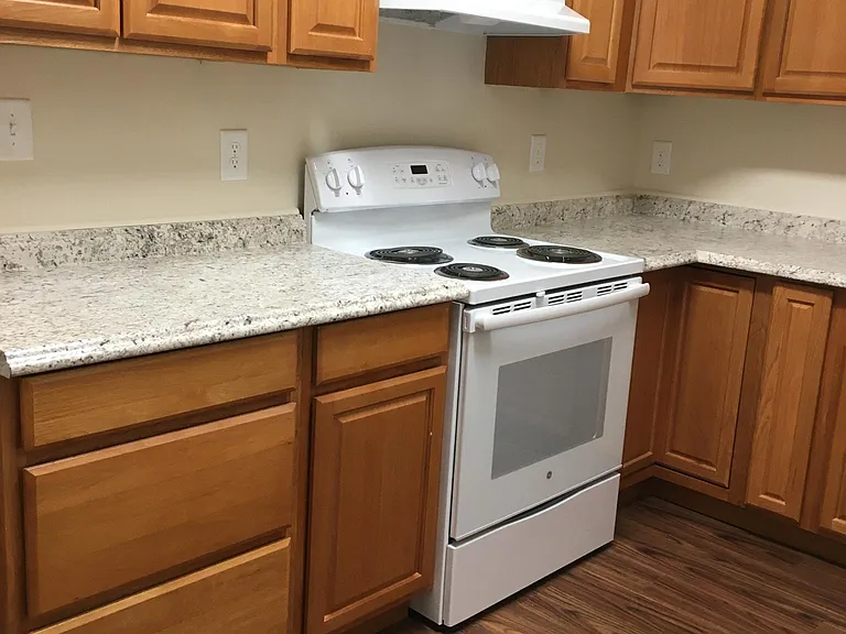 49 N Potomac St #2FN — Photo 2