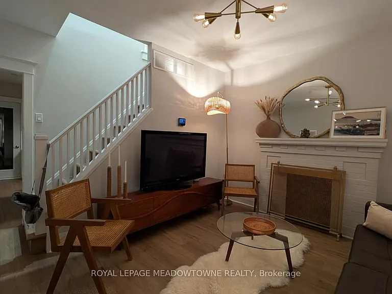 25 Copeland Ave — Photo 9