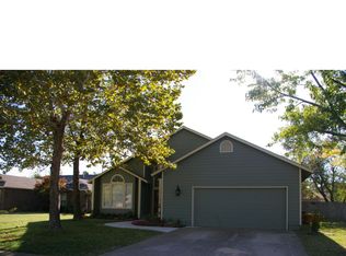 4200 S Chestnut Ct, Broken Arrow, OK 74011