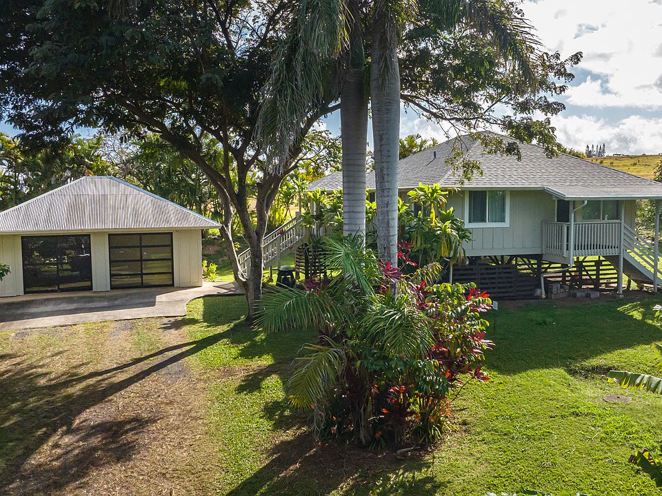 Enjoy privacy on secluded lot in beautiful setting!