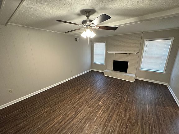 5th image of 4388 Northwood Hills Dr