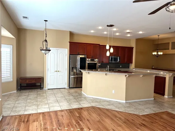 5520 Kings Row Ct, Las Vegas, NV 89148